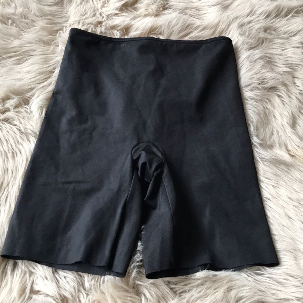 SPANX Simplicity Panties Shorts Small Black
